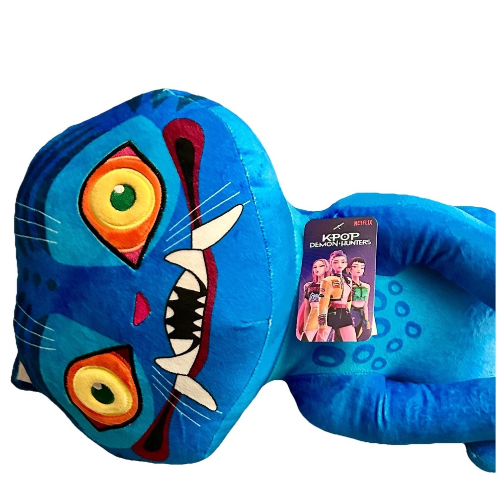 KPop Demon Hunters Derpy Tiger Pillow Buddy - Picture 6 of 6